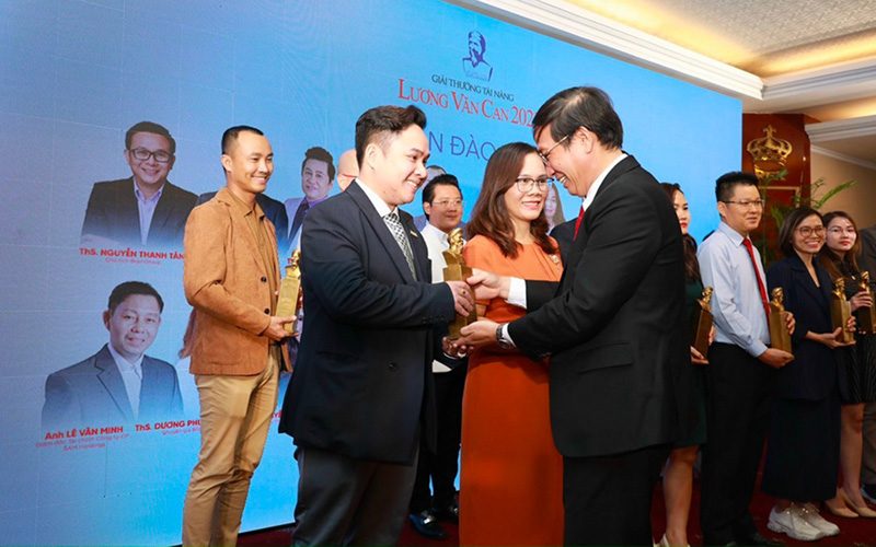 Giải thưởng Tài năng Lương Văn Can - 2